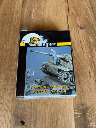 63022 jaguar training the - 63022,